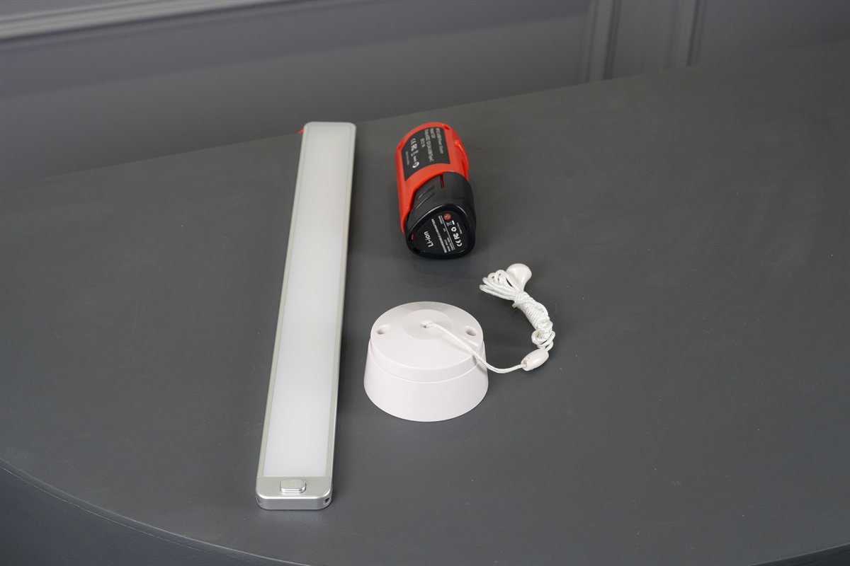 UKLB Loft Light Standard Kit